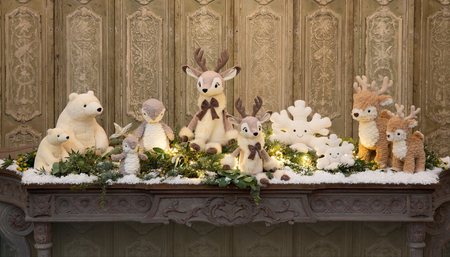 Your First Look at Christmas 2022