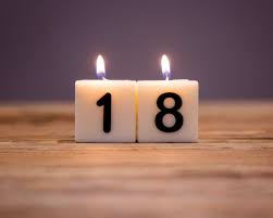"8" Numbered Candle