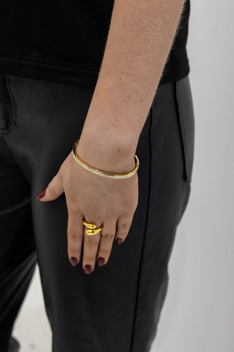 White Leaf Cubic Zirconia Inset Bracelet In Gold