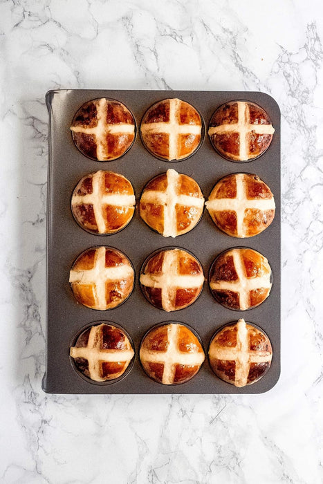 MasterClass Smart Stack 12 Hole Muffin Tin