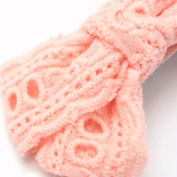 Molly & Rose Pair 100% Cotton Broderie Anglaise Bow Clips
