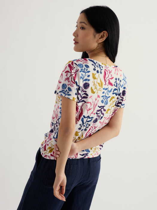 Seaslat Women's Appletree Keyhole Detail T-Shirt In Inky Botanical Chalk