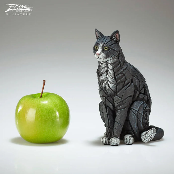 Edge Sculpture Miniature Sitting Black And White Cat