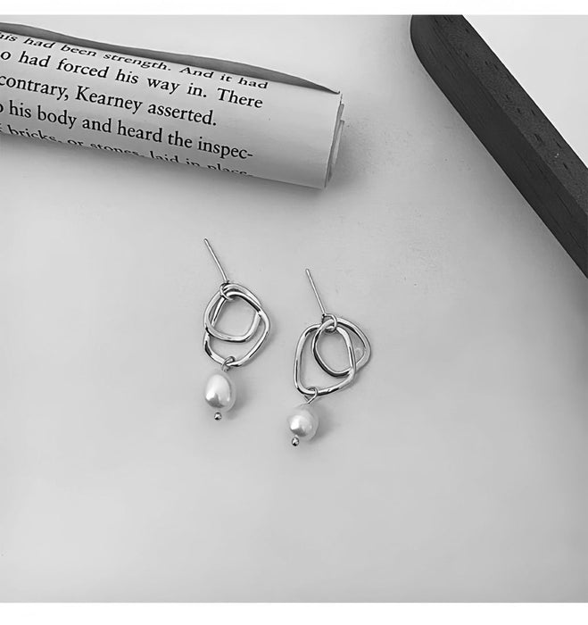 White Leaf Silver Link Pearl Drop Earrings