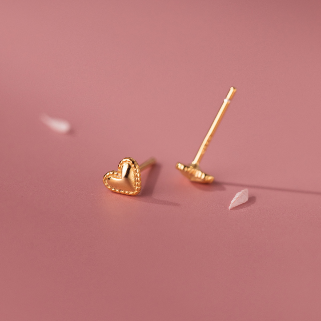 White Leaf Tiny Framed Heart Earrings 18kt Gold Plate
