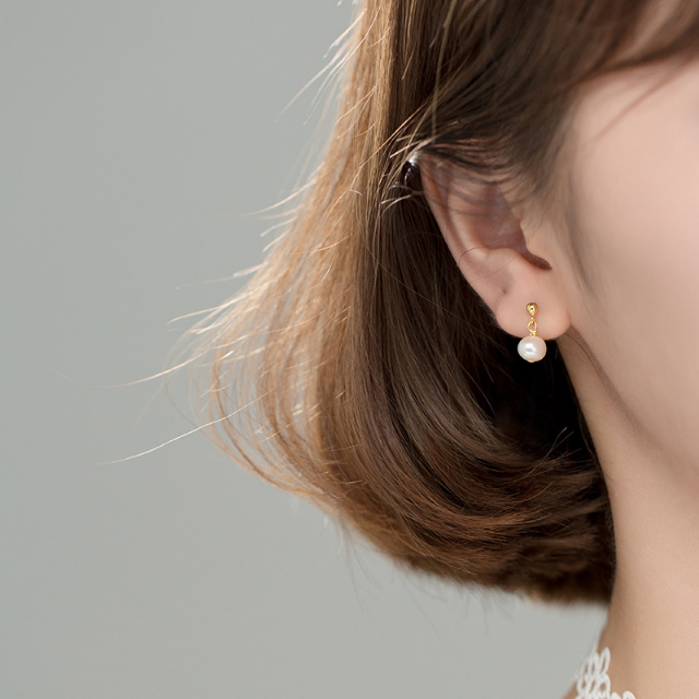 White Leaf Minimalist Freshwater Pearl Drop Earrings 18kt Gold Plate