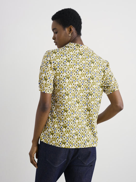 Seasalt Women's Embrace Shirt In Potters Marks Pear