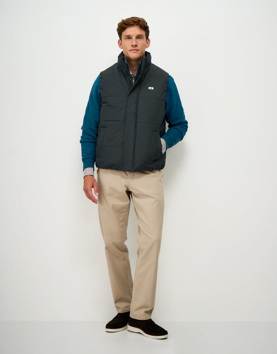 Crew Clothing Men's Sherpa Lined Newport Gilet In Dark Pine
