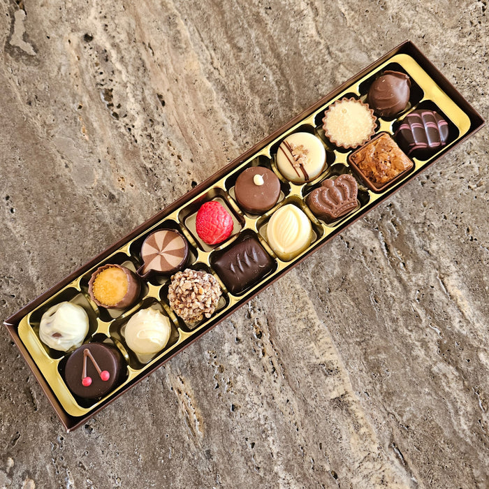 Maple Oblong Ultimate Chocolate Selection Gift Box | 16 Chocolates