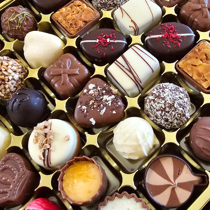 Maple The Sharer Ultimate Chocolate Selection Gift Box | 48 Chocolates