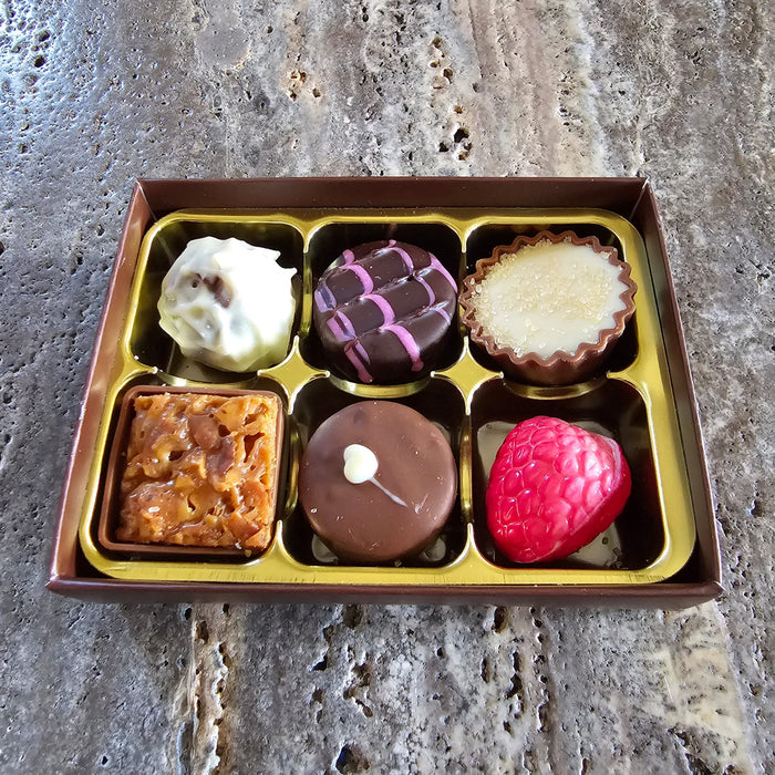 Maple Mini Ultimate Chocolate Selection Gift Box | 6 Chocolates