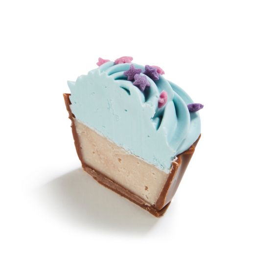 Blueberry Crème & Cream Topping Cupcake