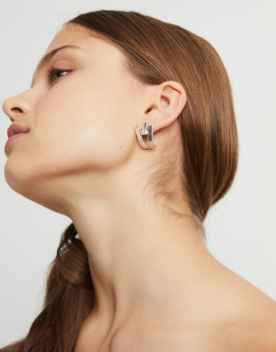 UNOde50 Triple Curve Stud Earrings