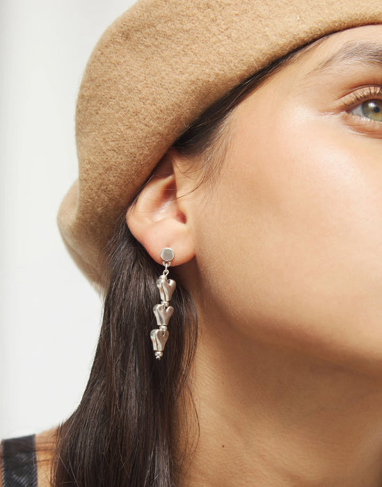 UNOde50 Silver Drop Earrings with Chained Hearts
