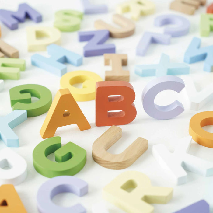 143 Letters Le Toy Van Wooden Alphabet Set & Bag — Maple Gifts