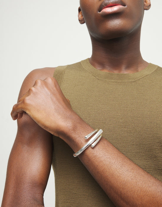 UNOde50 Bangle Bracelet with Three Intertwined Organic Shapes