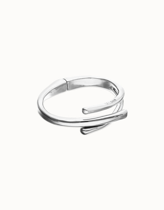 UNOde50 Bangle Bracelet with Three Intertwined Organic Shapes