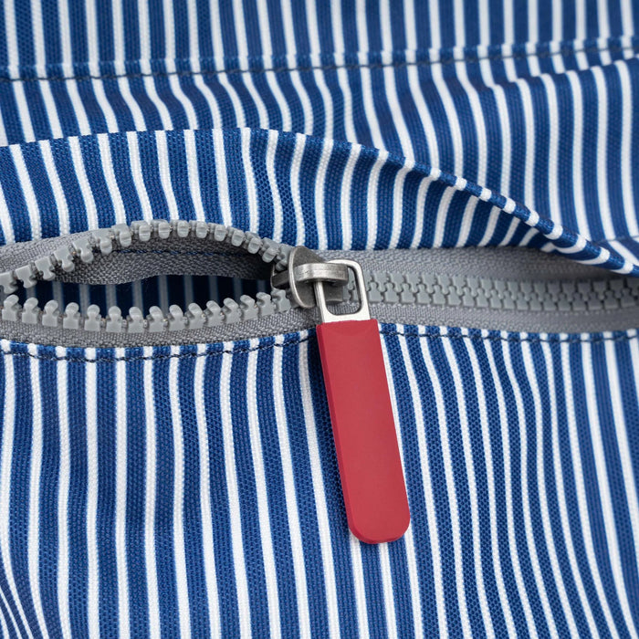 ROKA Kennington B Red/Blue Hickory Recycled Nylon Medium Bag