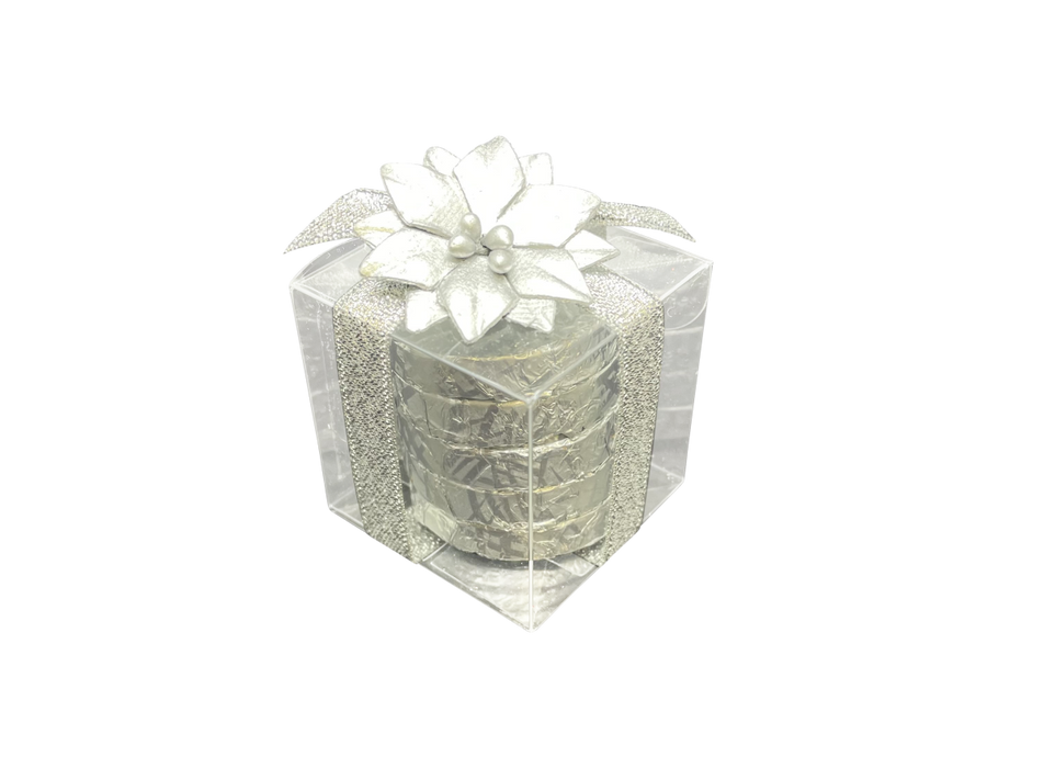 House Of Flavours Silver Poinsettia Small Cube Of Dark Chocolate Mint Crisps