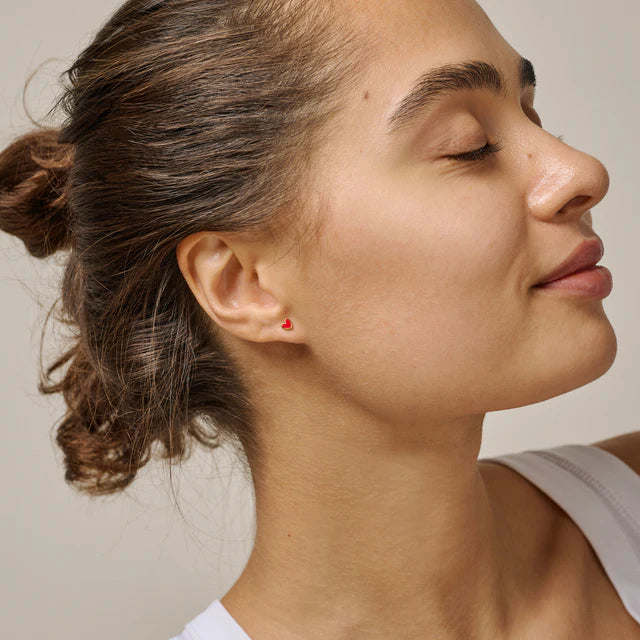 Enamel Copenhagen Amore Studs Gold Red Hearts