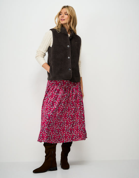 Crew Clothing Women's Borg Gilet In Chocolate