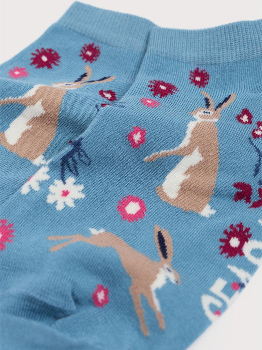 Seasalt Women's Bamboo Arty Trainer Socks In Hares Leap Seascape