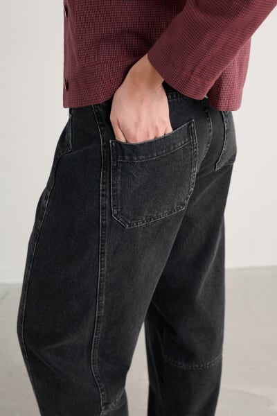 Seasalt Women's Gwenver Jean In Washed Black