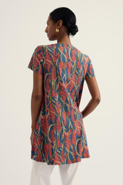 Seasalt Women's Wreathe Short Sleeve Jersey Tunic In Red Hot Poker Dusk