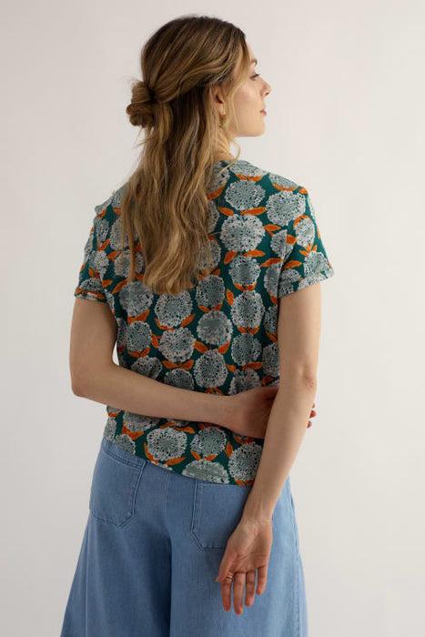 Seasalt Women's  Waterflow Short Sleeve Top In Painted Marigold Dark Wreckage
