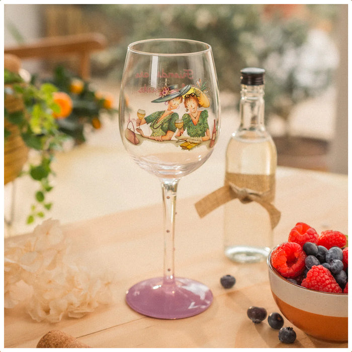 Berni Parker Wine Glass Friends Are Therapists