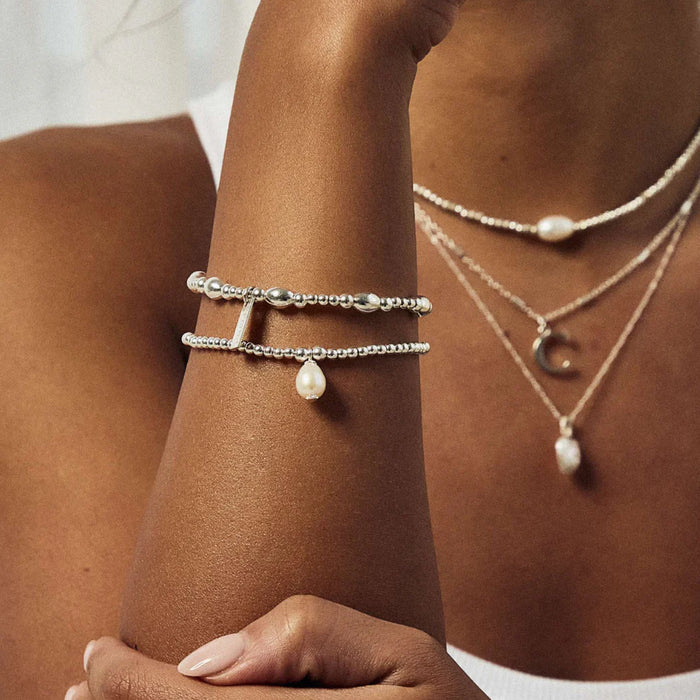 Chlobo Cute Charm Pearl Drop Gold Bracelet