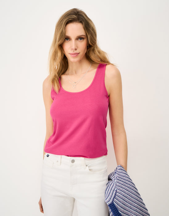 Crew Clothing Women's Classic Vest In Raspberry Sorbet