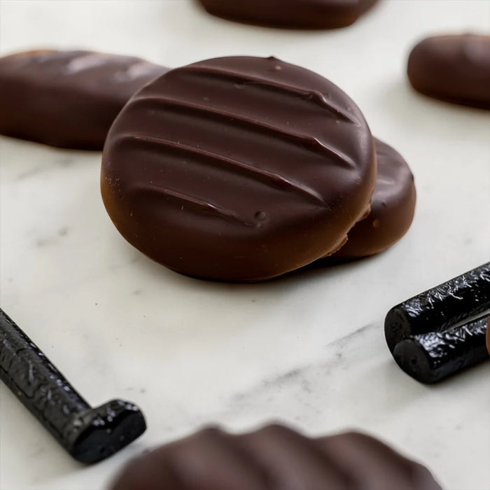 Whitakers Dark Chocolate Liquorice Fondant Creams 150g