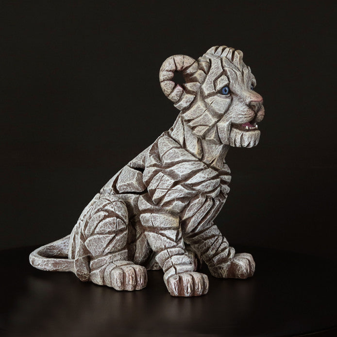 Edge Sculpture White Lion Cub