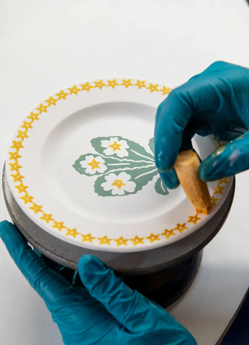 Emma Bridgewater Primrose 6 1/2" Plate