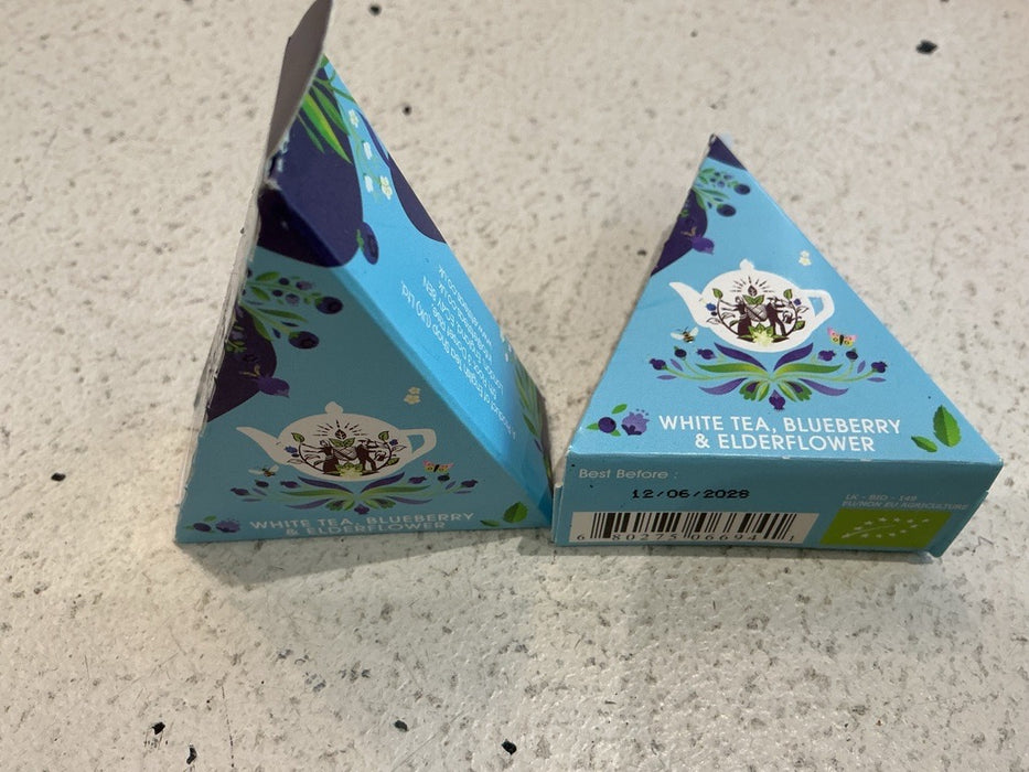 English Tea Shop White Tea, Blueberry & Elderflower Christmas Tea Collection