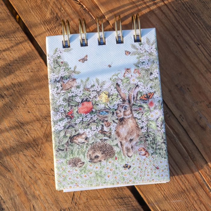 Wrendale 'Hidden in the Hedgerow' Nature Field Notebook