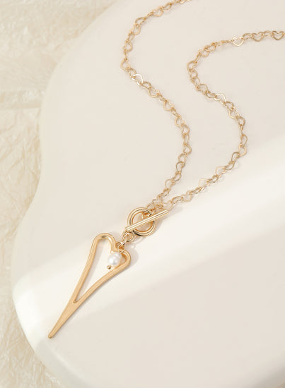 Gracee Jewellery Short Chain Heart Gold Necklace