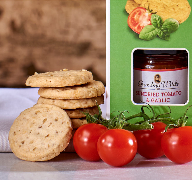 Grandma Wild's Savoury Biscuits & Chutney Selection Box