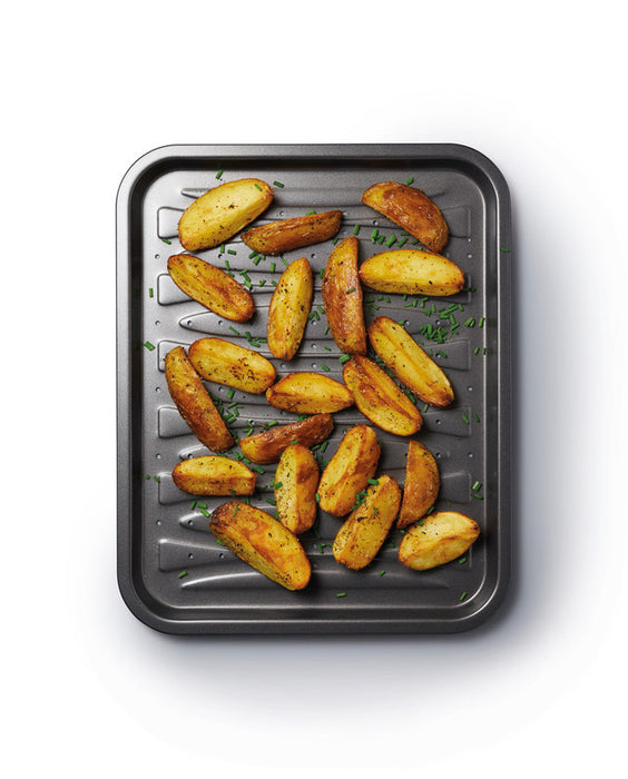 MasterClass Non-Stick Crisper Baking Tray, 39cm x 32cm