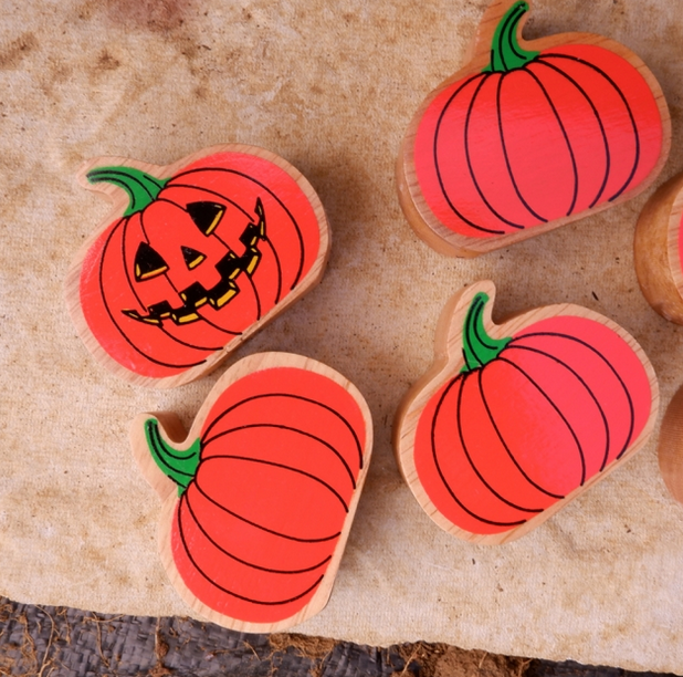 Lanka Kade Natural orange pumpkin