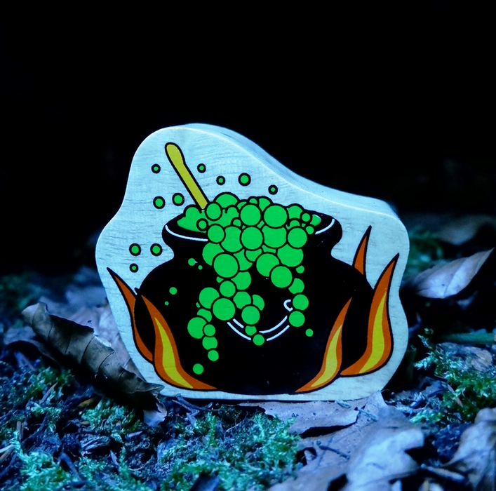 Lanka Kade Natural Green & Black Cauldron