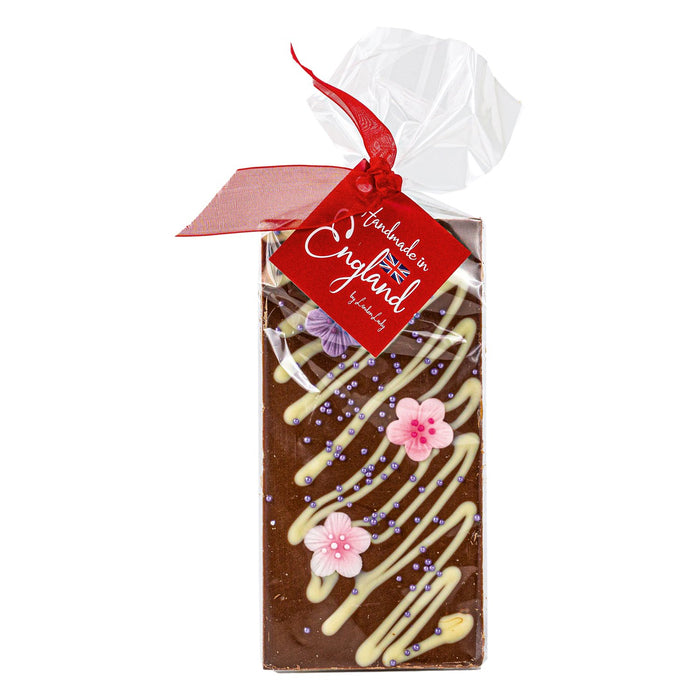 Linden Lady Milk Chocolate Bar With Hearts & Flowers In Gift Bag