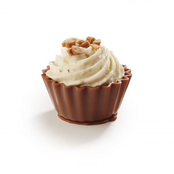 Salty Fudges & Pecan Cream Cupcake