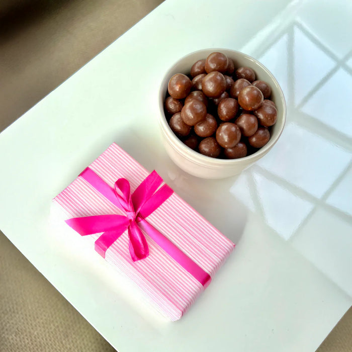 Moo Free Moofreesas Easter Egg With Bag Of Moofreesas