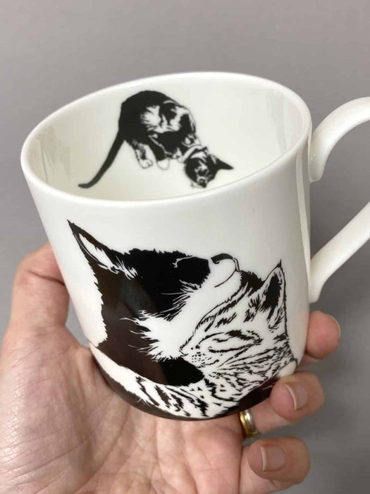 Penguin Ink Cuddle Time Mug