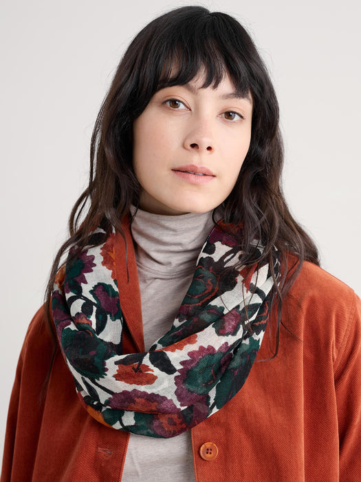 Seasalt Women's Pretty Circle Scarf In Figurative Floral Aran