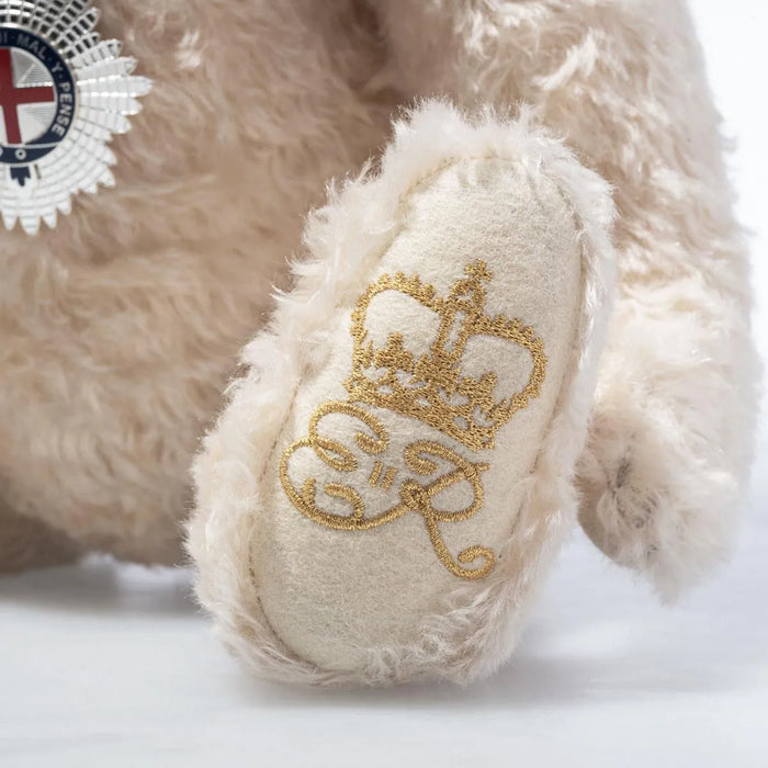 Steiff Queen Elizabeth II Memorial Bear Limited Edition