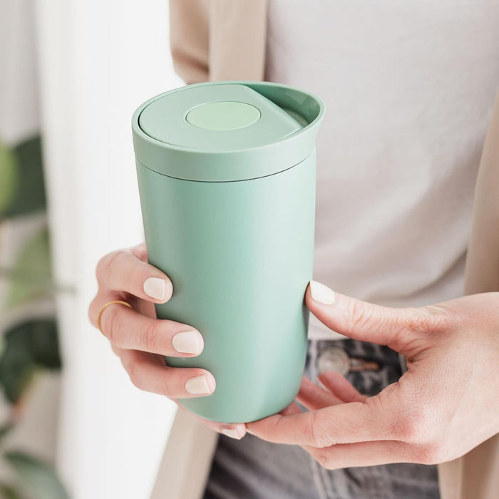 Radius Travel Cup In Sage Green