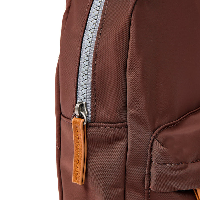 ROKA Willesden Sling Bag in Rocky Road